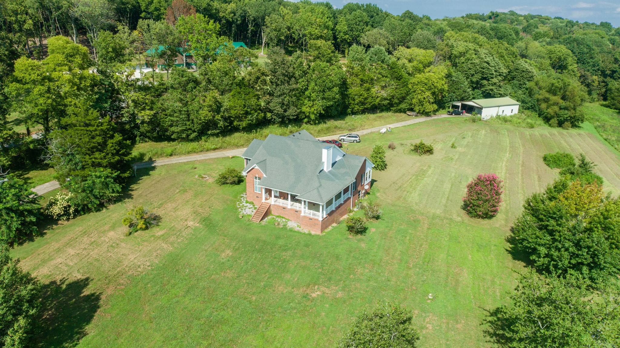 1985 Linwood Road Watertown, TN 37184 - Photo 15 of 57 an aerial view of a residential houses with yard