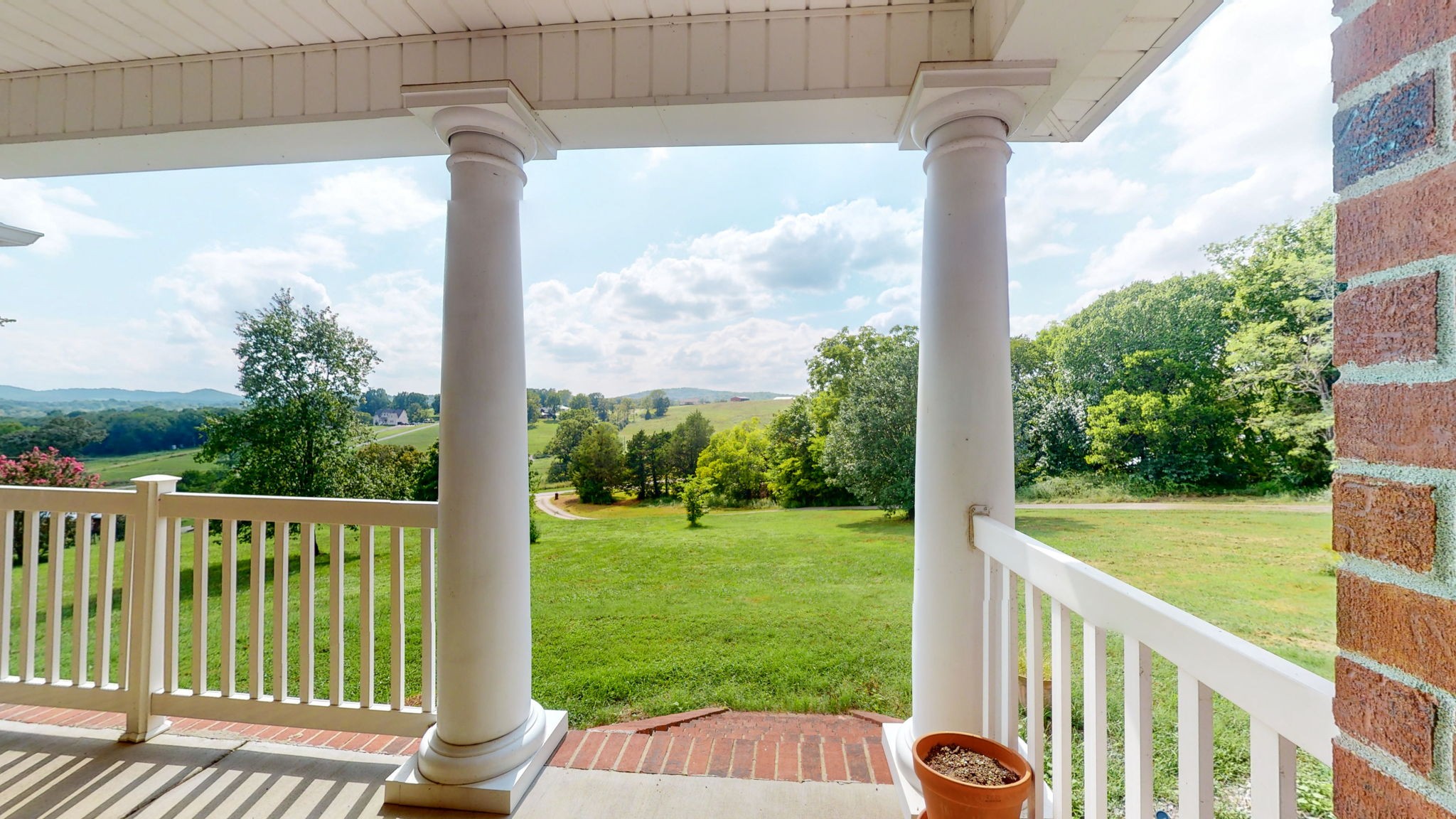 1985 Linwood Road Watertown, TN 37184 - Photo 8 of 57 a view of a porch with a yard