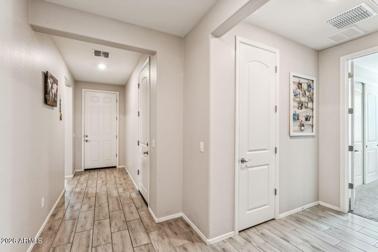 4748 South Riata Street Gilbert, AZ 85297 - Photo 13 of 58 14