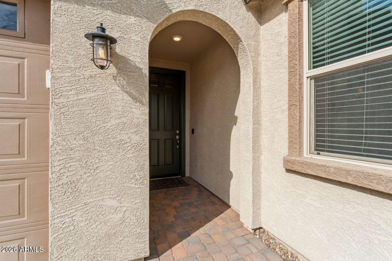 4748 South Riata Street Gilbert, AZ 85297 - Photo 7 of 58 6