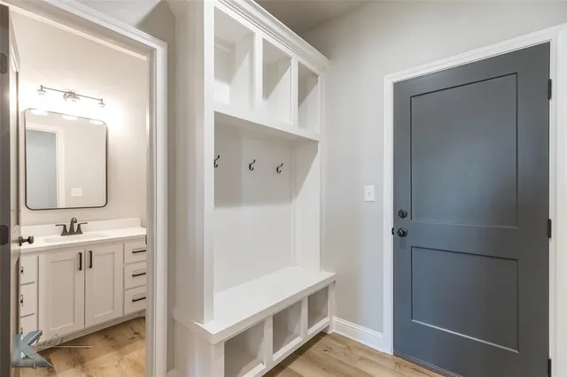 $475,000 | 220 Ridge Road, Tuscola, TX 79562