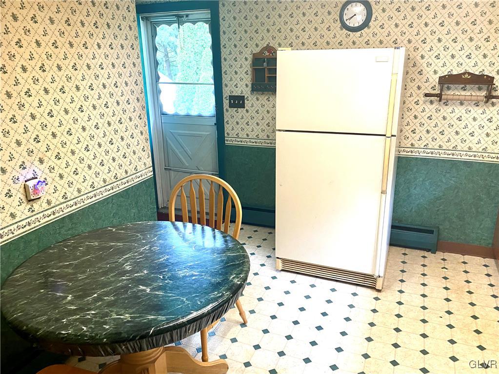 4873 Vera Cruz Road Emmaus, PA 18049 - Photo 6 of 12 Gallery Image 6