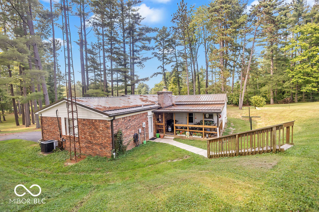 3675 South Duncan Road Bloomington, IN 47403 - Photo 4 of 55 Gallery Image 4