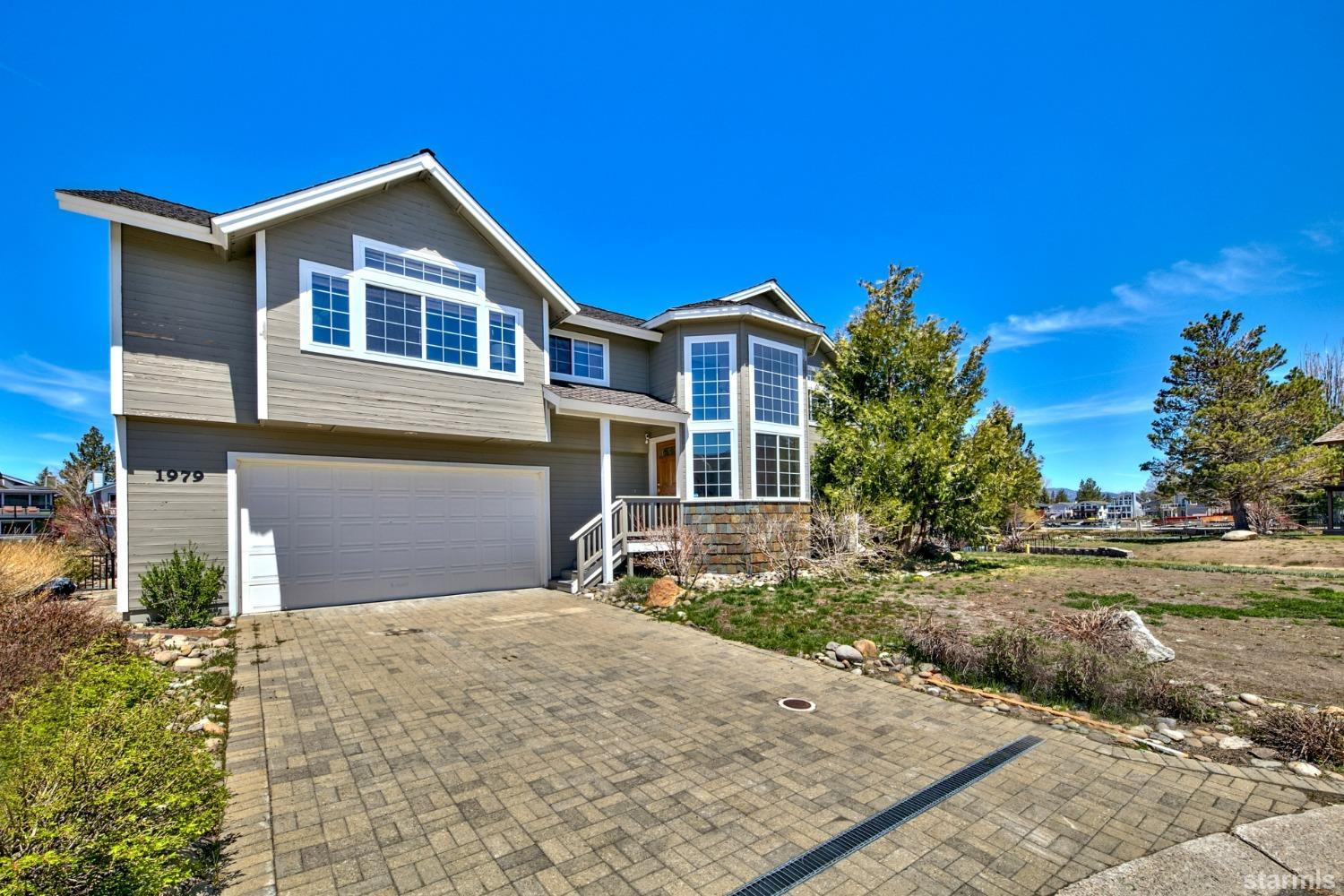 1979 Garmish Court, South Lake Tahoe, CA 96150 Compass