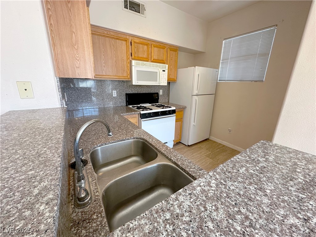 9050 West Warm Springs Road, Unit 1125 Las Vegas, NV 89148 - Photo 7 of 17