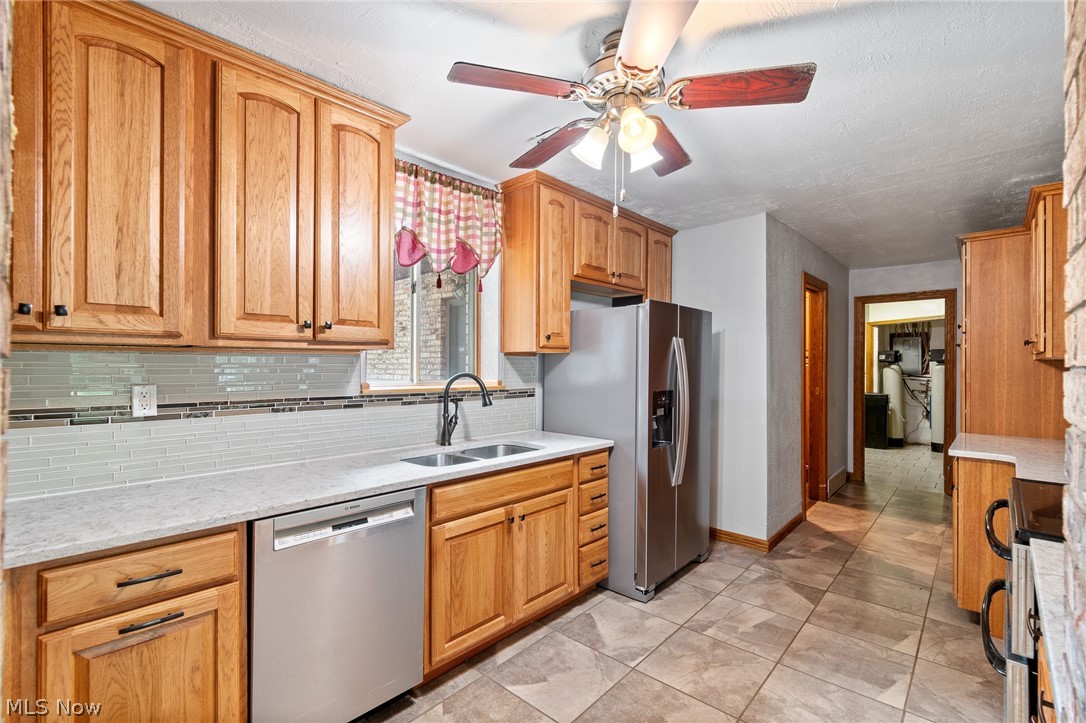 7434 Fenton Road Northwest North Bloomfield, OH 44450 - Photo 4 of 30