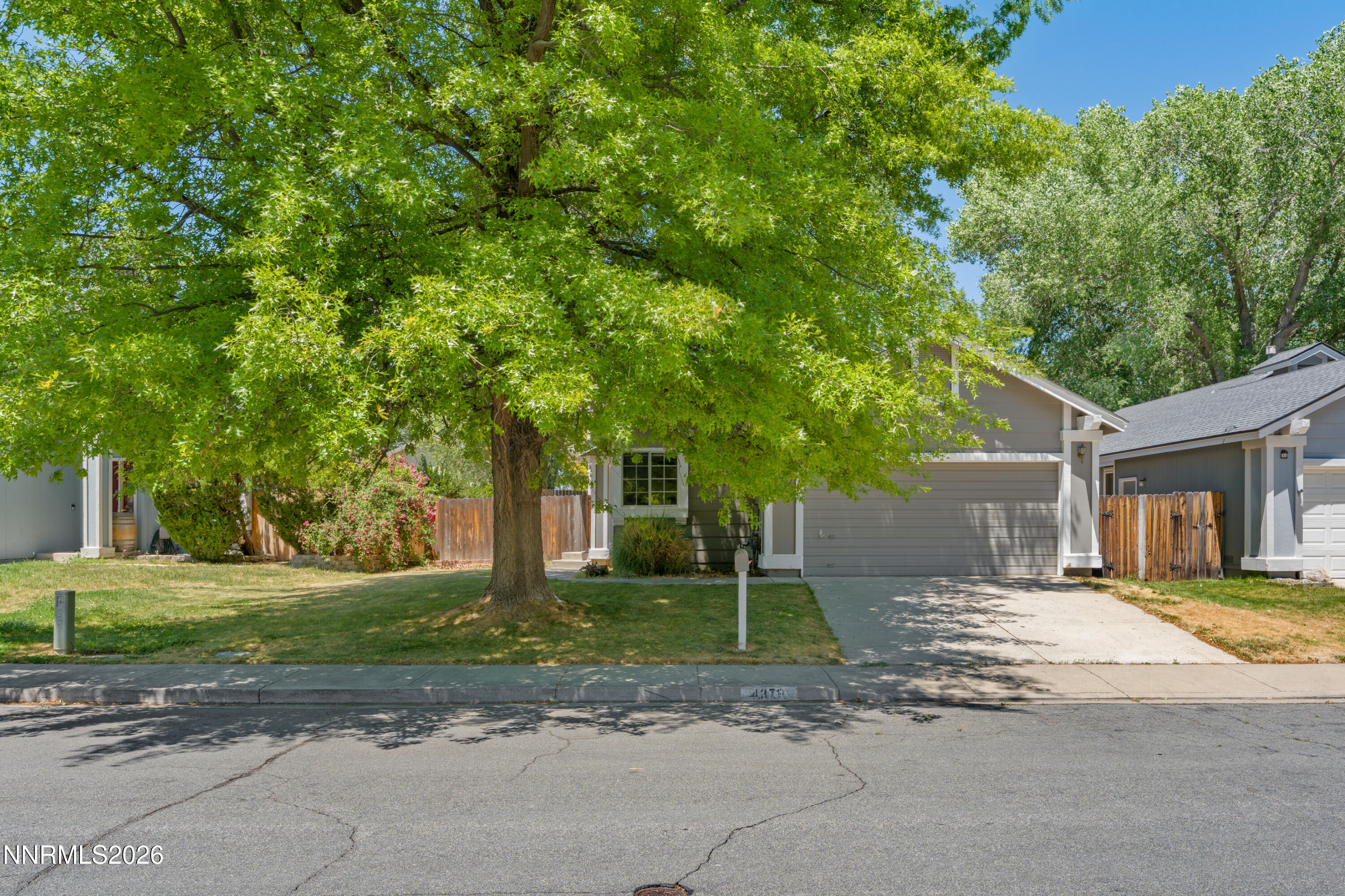 4379 Pescado Way Reno, NV 89502 - Photo 4 of 51 A7V02090