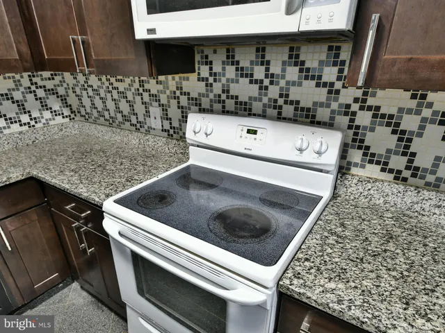 $2,350 | 9720 Lake Point Court, Unit 102, Upper Marlboro, MD 20774