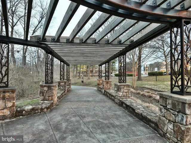 $2,395 | 9720 Lake Point Court, Unit 102, Upper Marlboro, MD 20774