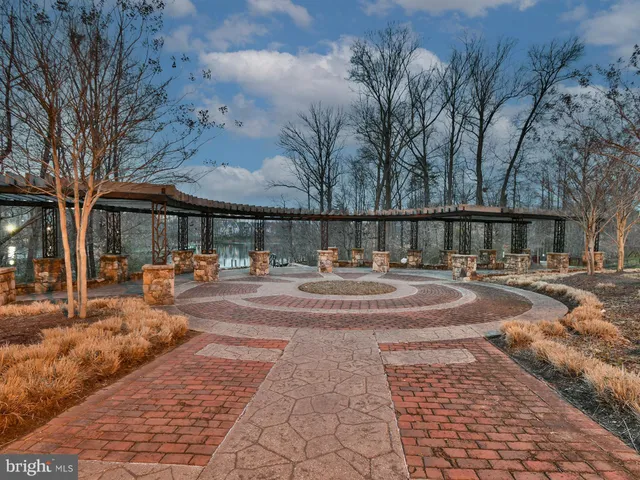 $2,350 | 9720 Lake Point Court, Unit 102, Upper Marlboro, MD 20774