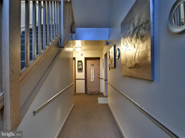 $2,350 | 9720 Lake Point Court, Unit 102, Upper Marlboro, MD 20774