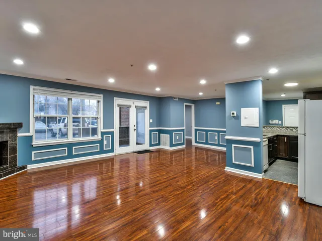 $2,350 | 9720 Lake Point Court, Unit 102, Upper Marlboro, MD 20774