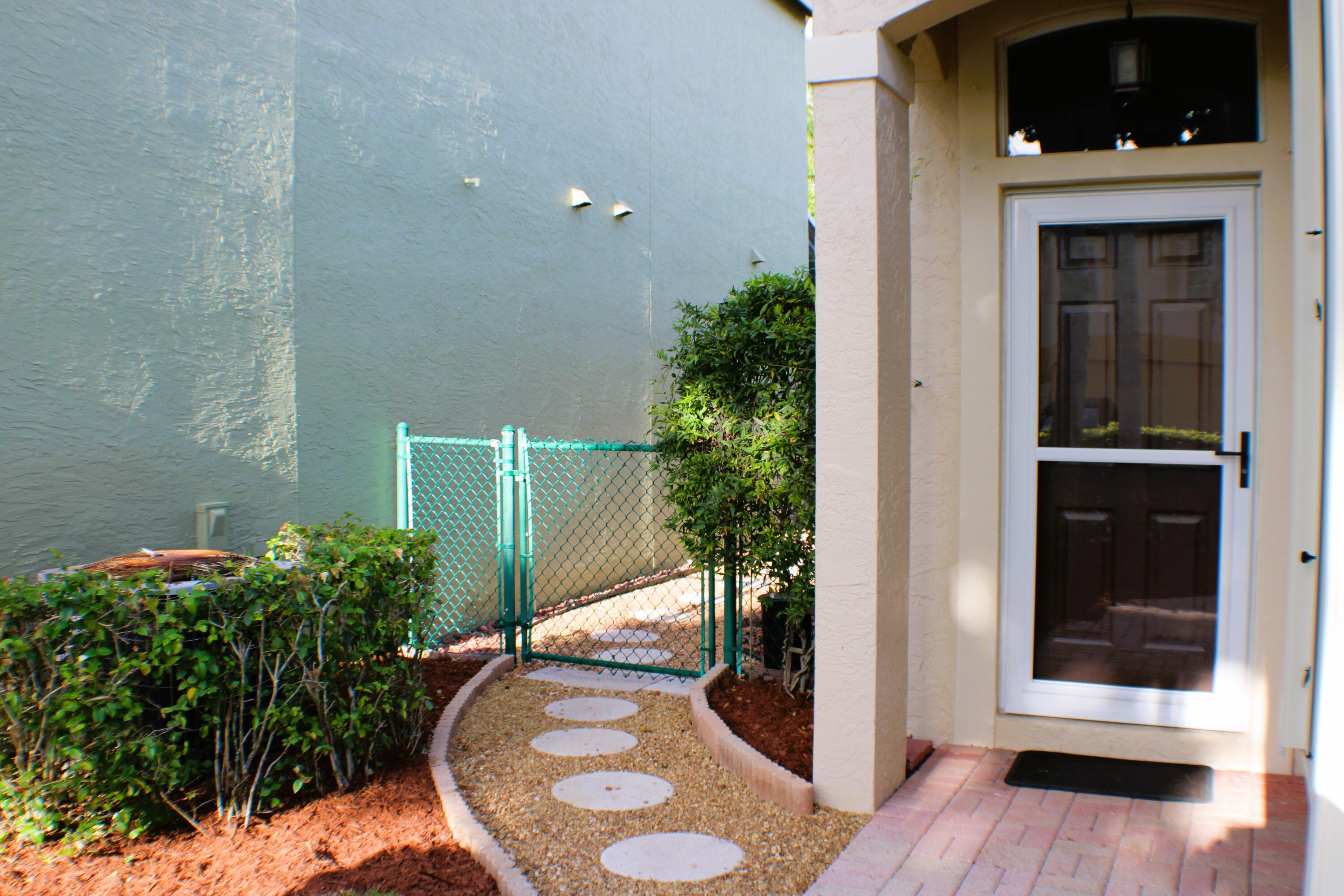 5159 Elpine Way Riviera Beach, FL 33418 - Photo 6 of 70 IMG_0494