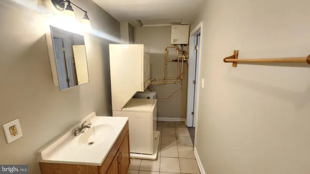 $1,000 | 1918 McCulloh Street, Unit 2, Baltimore, MD 21217