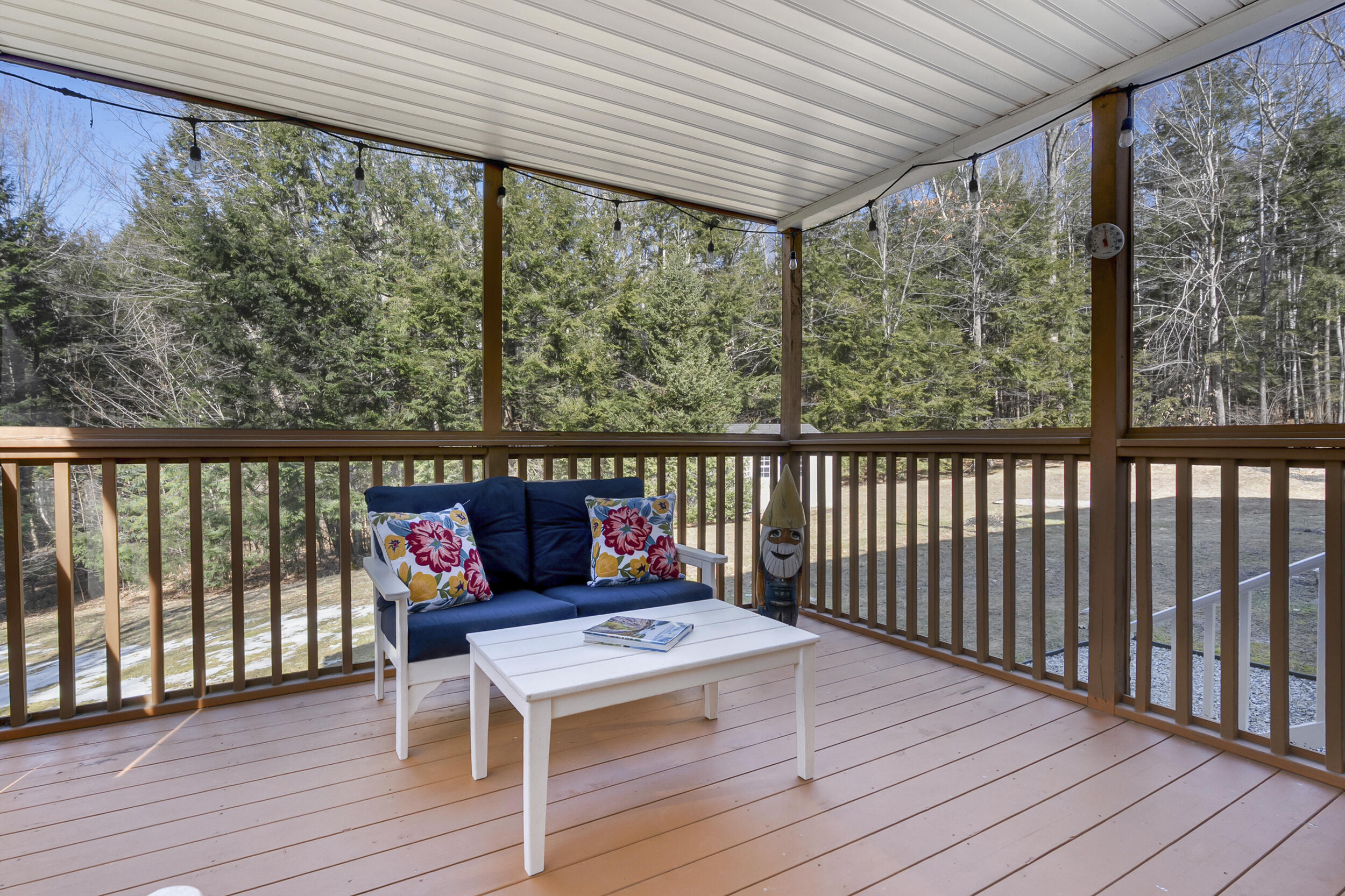 21 Stonewall Drive Cumberland, ME 04021 - Photo 10 of 36 42_21stonewall-35