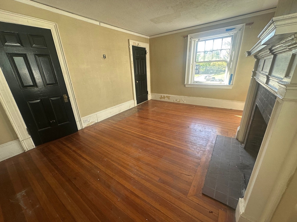 91-93 Mulberry Street Springfield, MA 01105 - Photo 12 of 40 Gallery Image 12