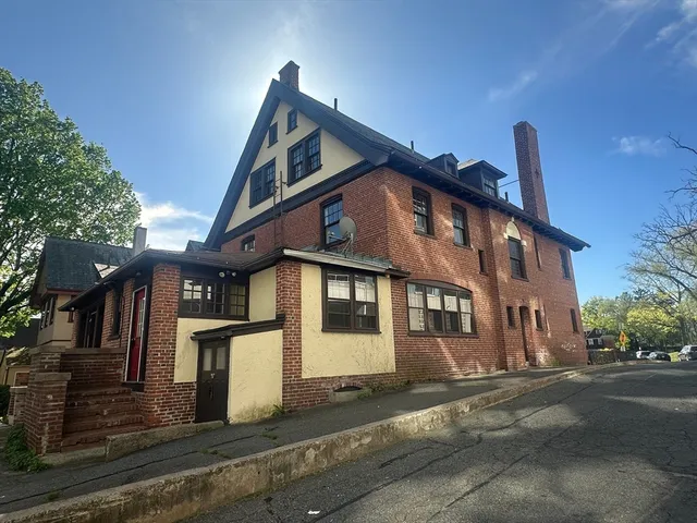 $299,900 | 91-93 Mulberry Street, Springfield, MA 01105
