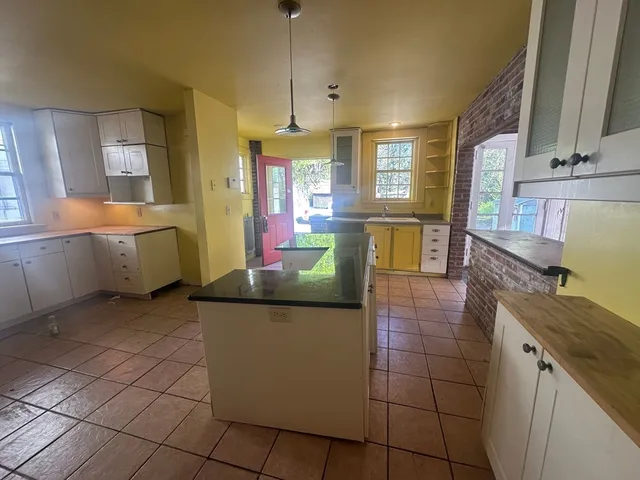 $299,900 | 91-93 Mulberry Street, Springfield, MA 01105