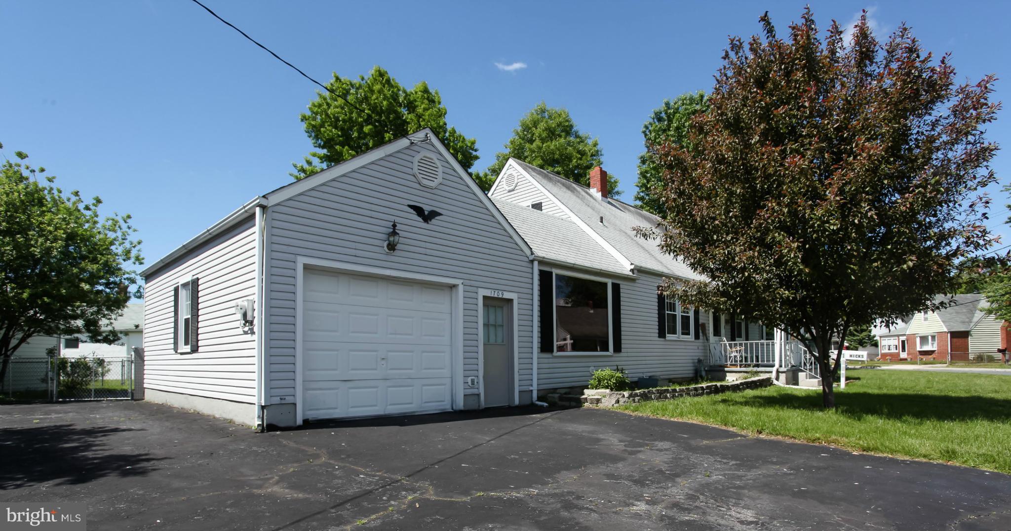 1709 Burnham Road Baltimore, MD 21222 - Photo 3 of 28 Exterior (General)