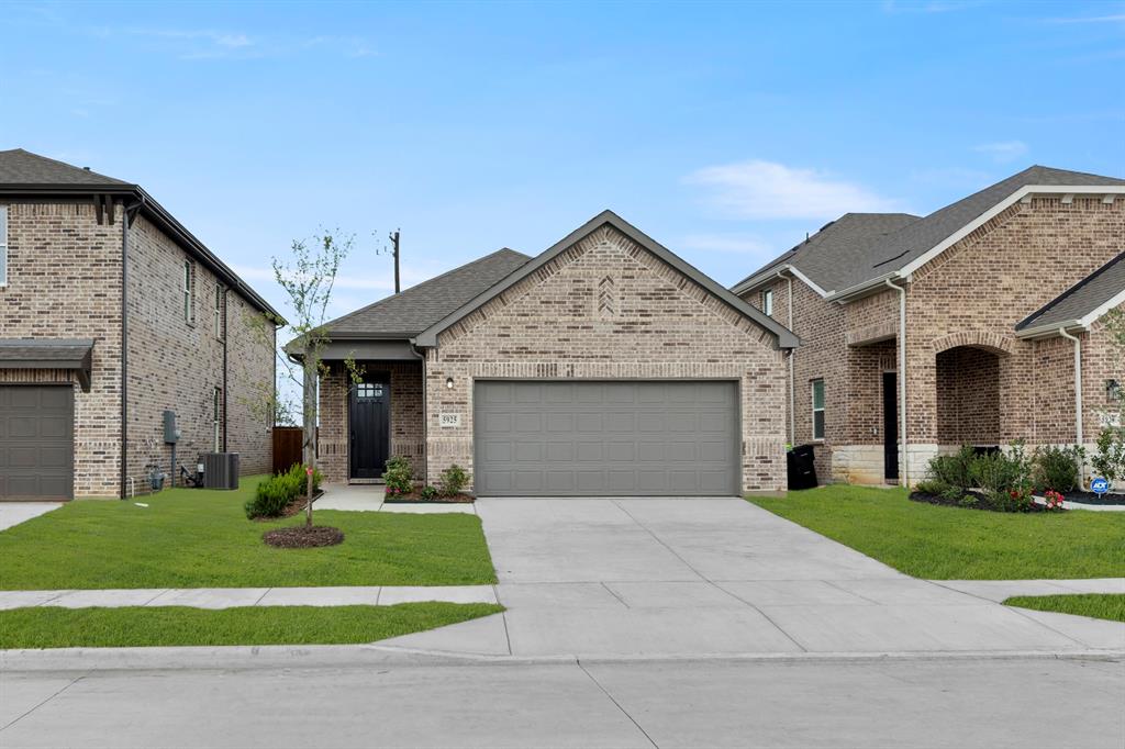 5925 Laurel Lk Lane Pilot Point, TX 76258 - Photo 1 of 26 01. 5925 Laurel Lake - Front