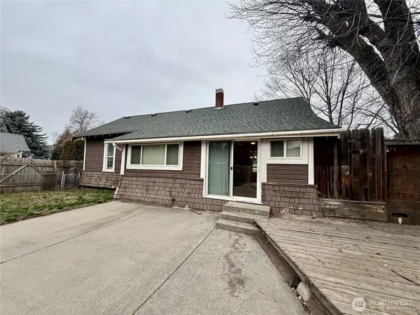 $208,000 | 111 West Dayton Avenue, Dayton, WA 99328