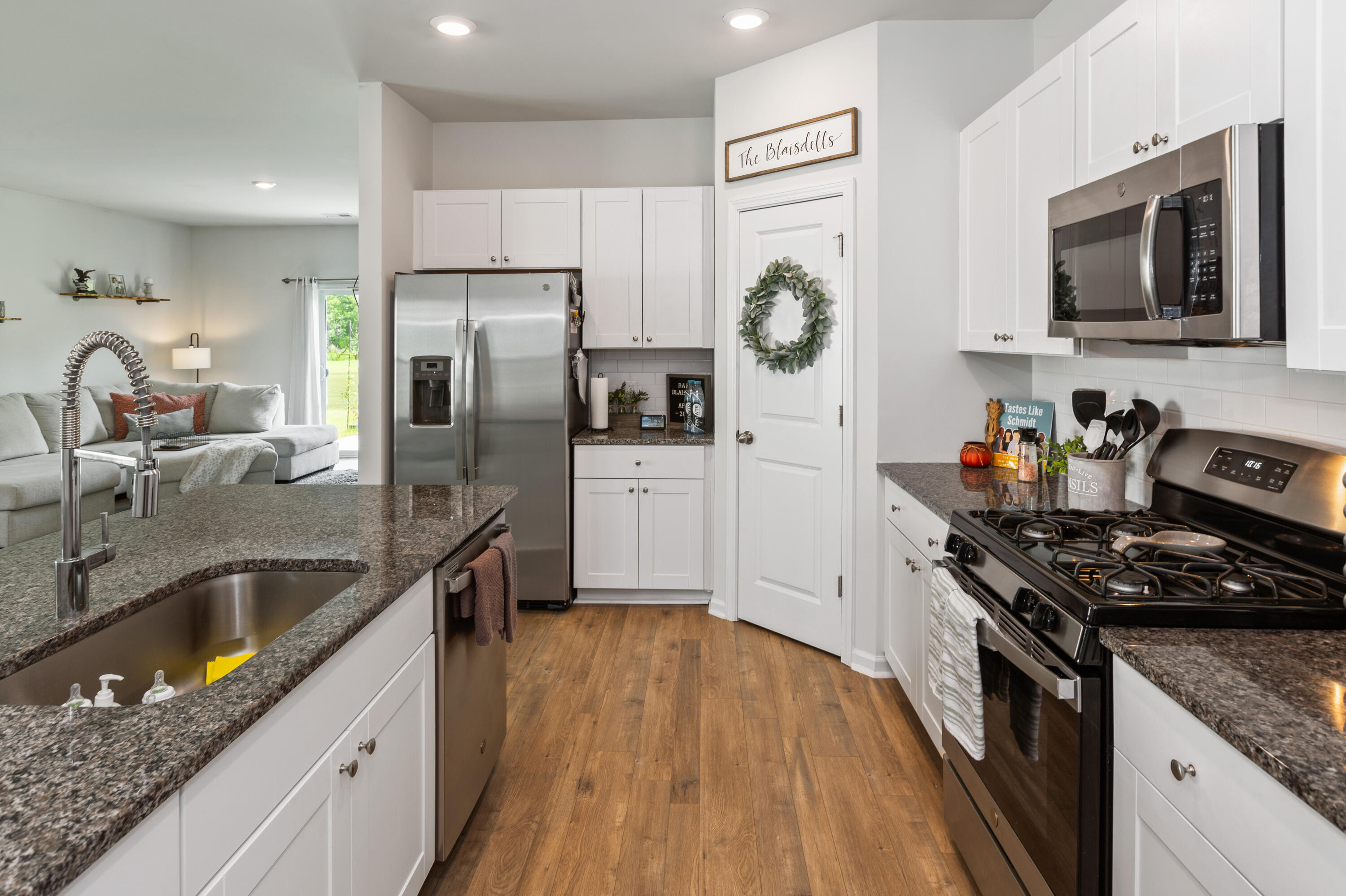 519 Spanish Wells Road Summerville, SC 29486 - Photo 12 of 33 519_Spanish_Wells_Rd_Brett_Martin_Photog