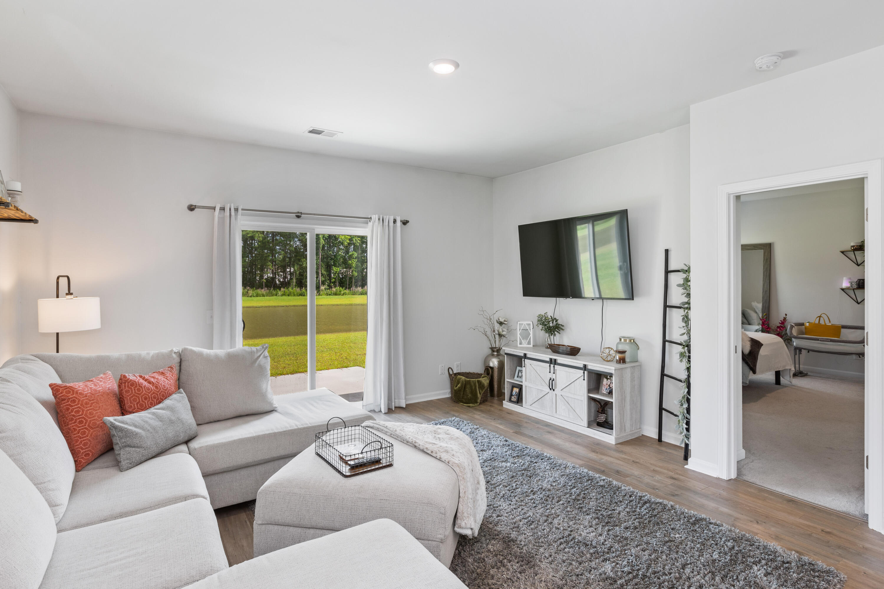 519 Spanish Wells Road Summerville, SC 29486 - Photo 7 of 33 519_Spanish_Wells_Rd_Brett_Martin_Photog