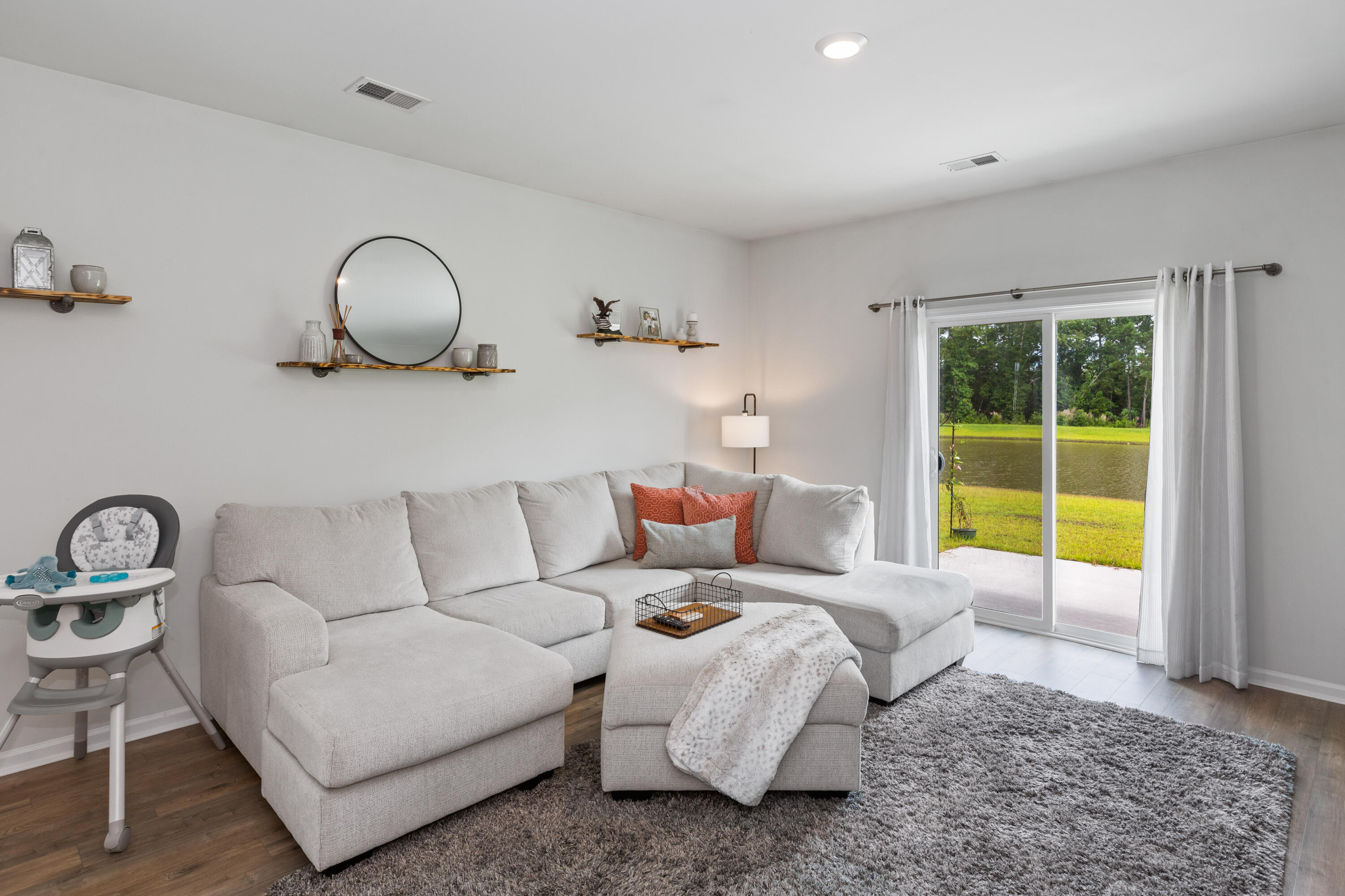 519 Spanish Wells Road Summerville, SC 29486 - Photo 8 of 33 519_Spanish_Wells_Rd_Brett_Martin_Photog