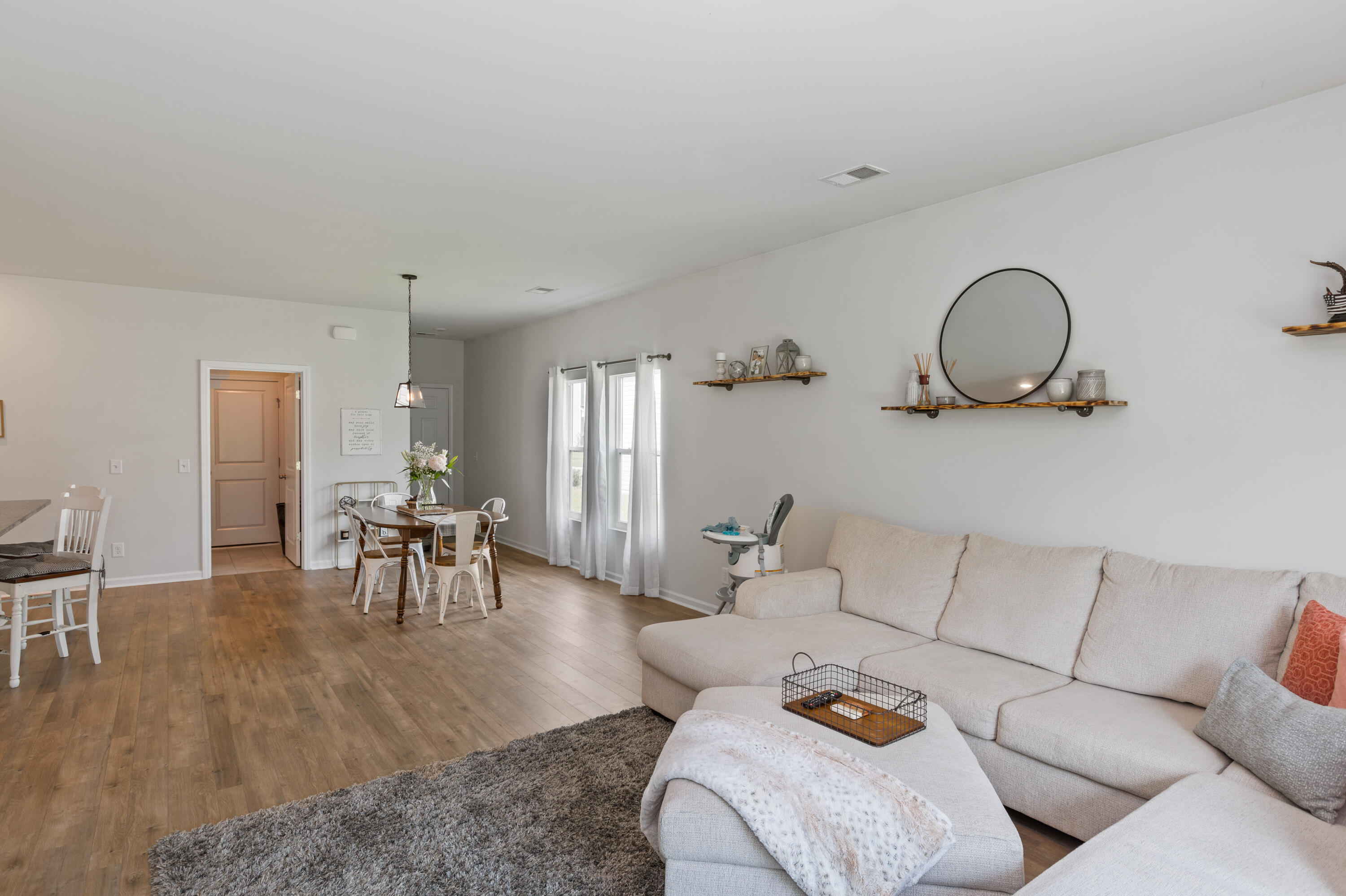 519 Spanish Wells Road Summerville, SC 29486 - Photo 10 of 33 519_Spanish_Wells_Rd_Brett_Martin_Photog