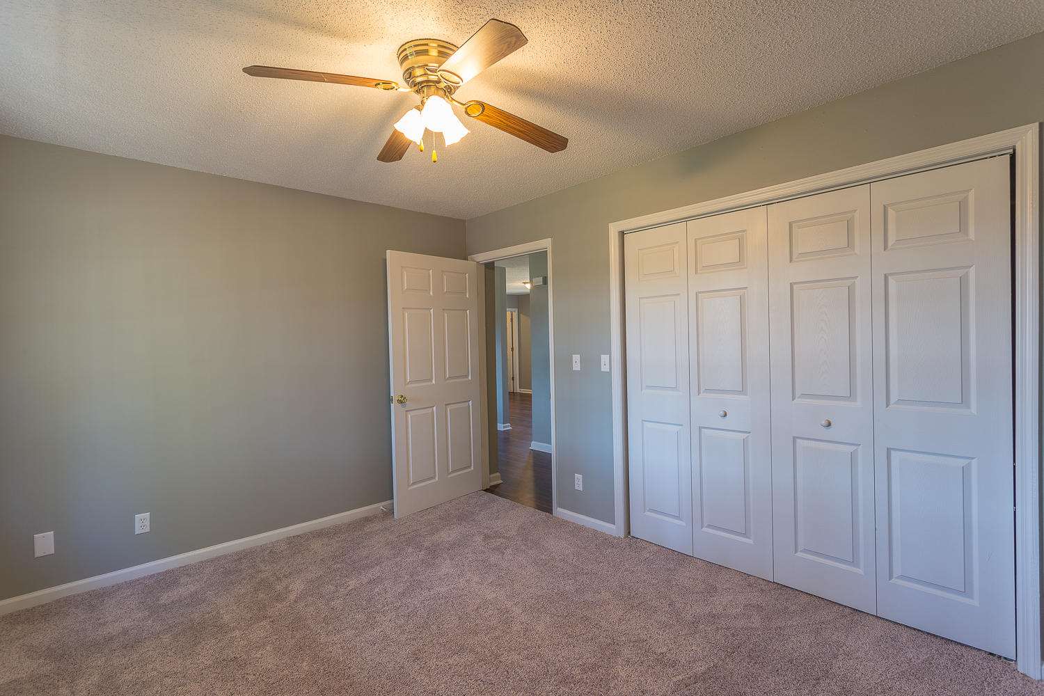 710 East Broomtown Road LaFayette, GA 30728 - Photo 18 of 34 710 E Broomtown-36