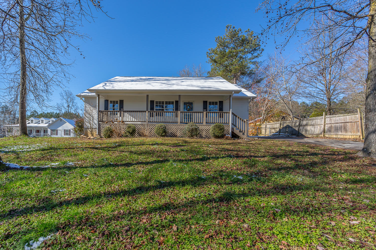 710 East Broomtown Road LaFayette, GA 30728 - Photo 4 of 34 710 E Broomtown-7