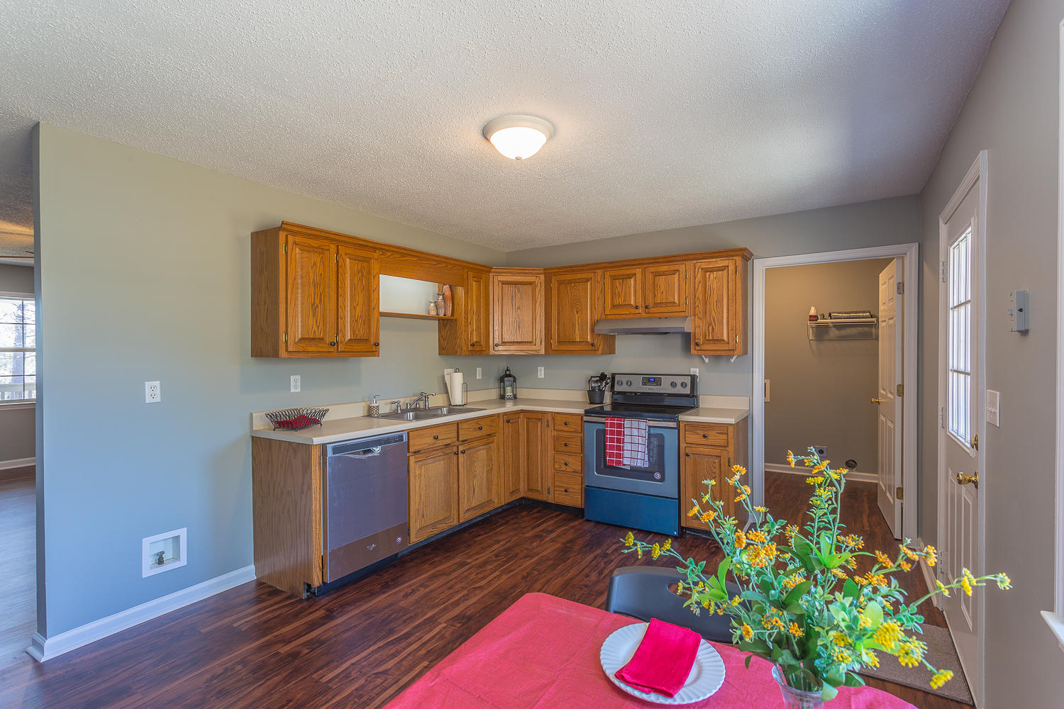 710 East Broomtown Road LaFayette, GA 30728 - Photo 10 of 34 710 E Broomtown-25