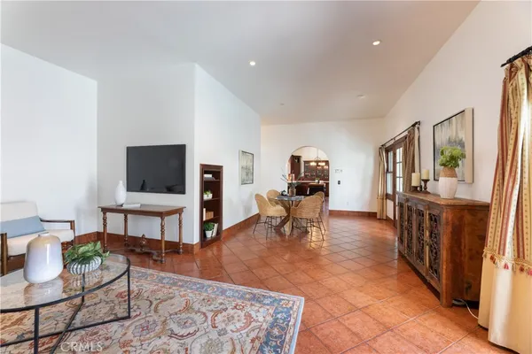 $1,599,000 | 3638 Lewis Avenue, Long Beach, CA 90807