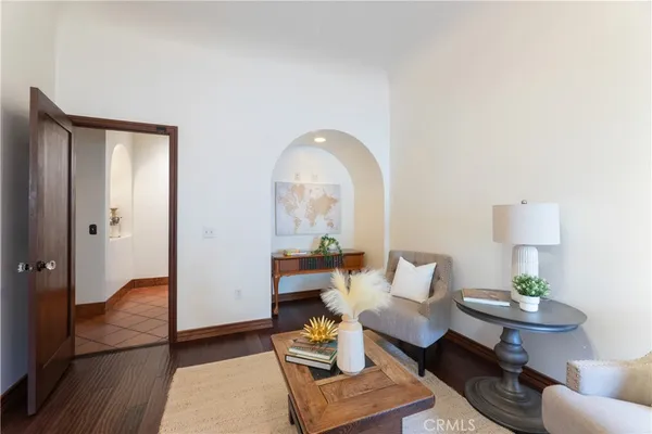 $1,599,000 | 3638 Lewis Avenue, Long Beach, CA 90807
