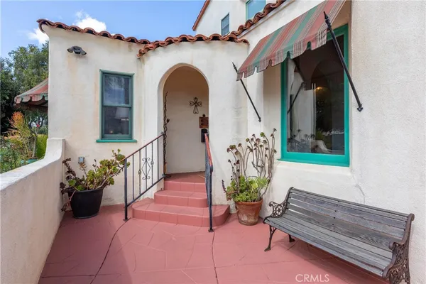 $1,599,000 | 3638 Lewis Avenue, Long Beach, CA 90807