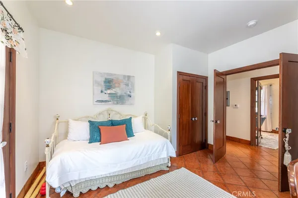 $1,599,000 | 3638 Lewis Avenue, Long Beach, CA 90807