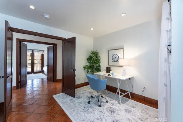 $1,599,000 | 3638 Lewis Avenue, Long Beach, CA 90807
