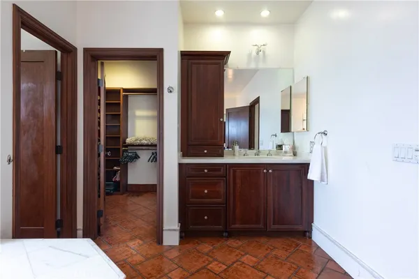 $1,599,000 | 3638 Lewis Avenue, Long Beach, CA 90807
