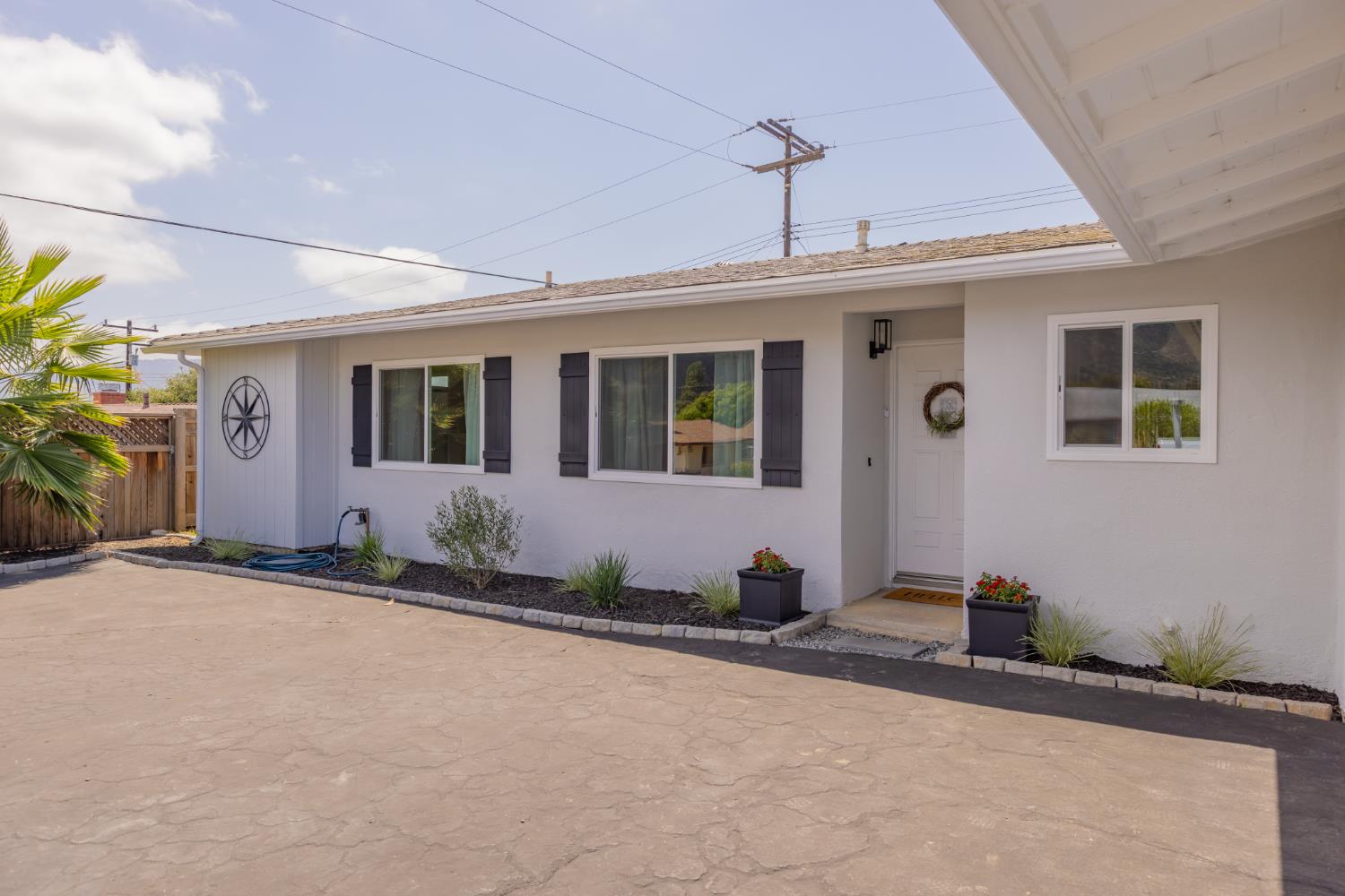75 Maxine Avenue Oak View, CA 93022 - Photo 2 of 33
