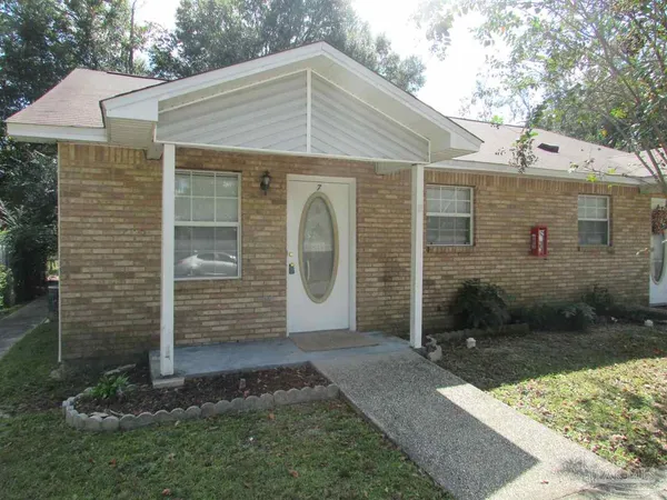 $1,125 | 7135 Pearson Road, Unit 7, Pensacola, FL 32526