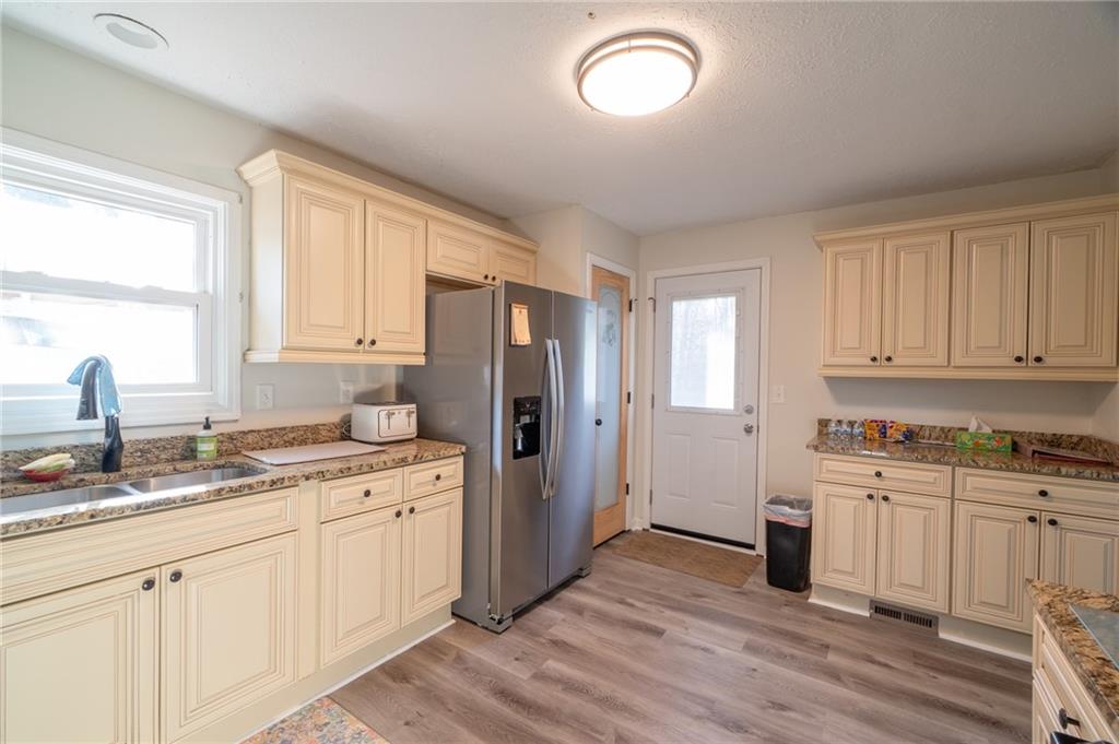 5027 Post Rd Court Stone Mountain, GA 30088 - Photo 27 of 33