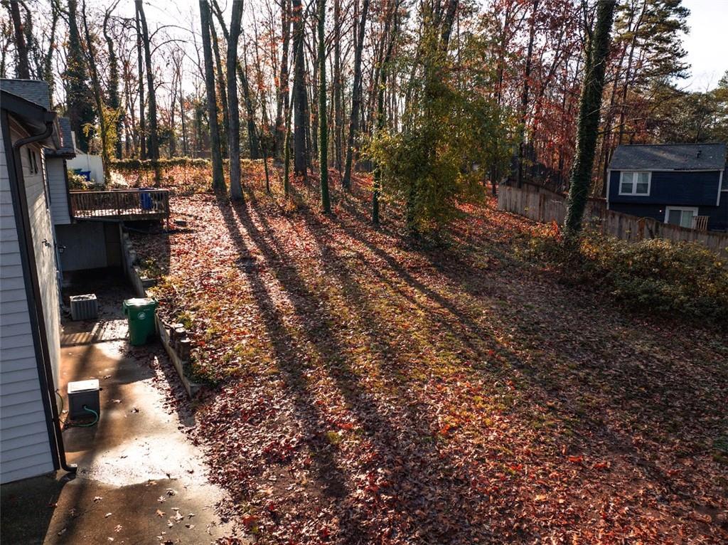 5027 Post Rd Court Stone Mountain, GA 30088 - Photo 5 of 33