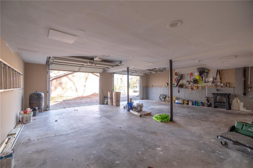 5027 Post Rd Court Stone Mountain, GA 30088 - Photo 6 of 33