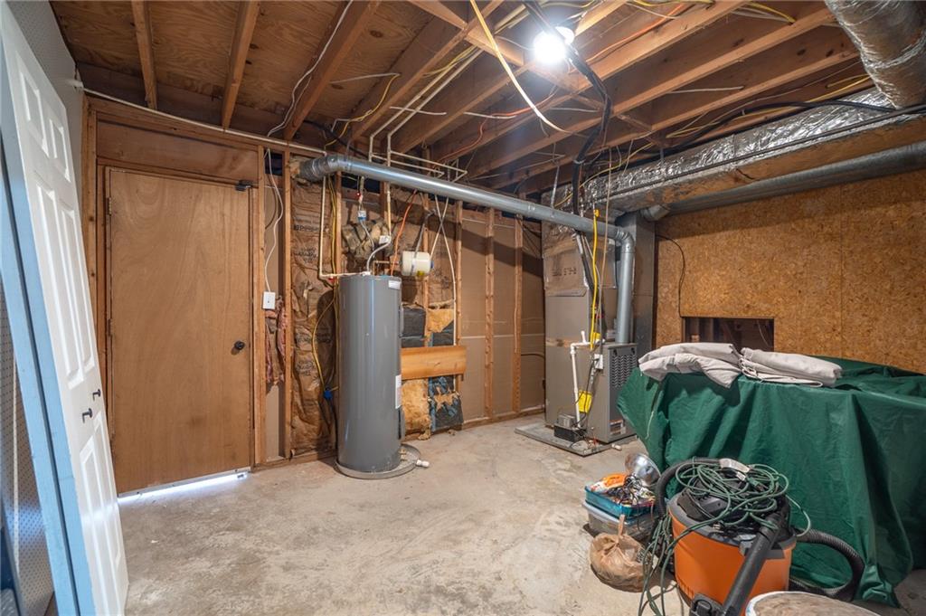 5027 Post Rd Court Stone Mountain, GA 30088 - Photo 7 of 33