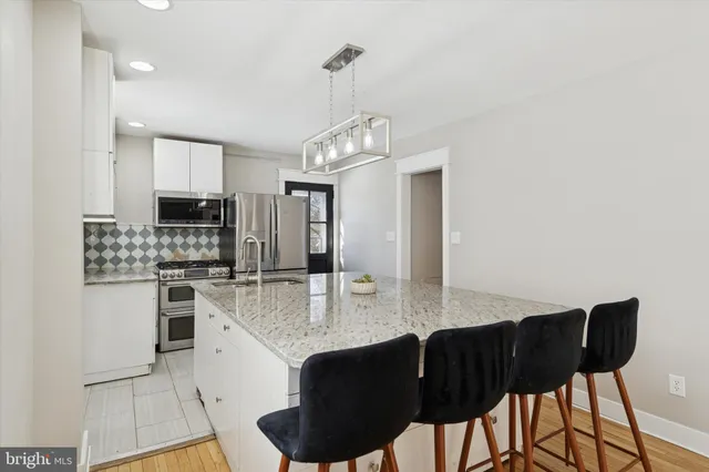 $465,000 | 6 Cedar Road, Wallingford, PA 19086