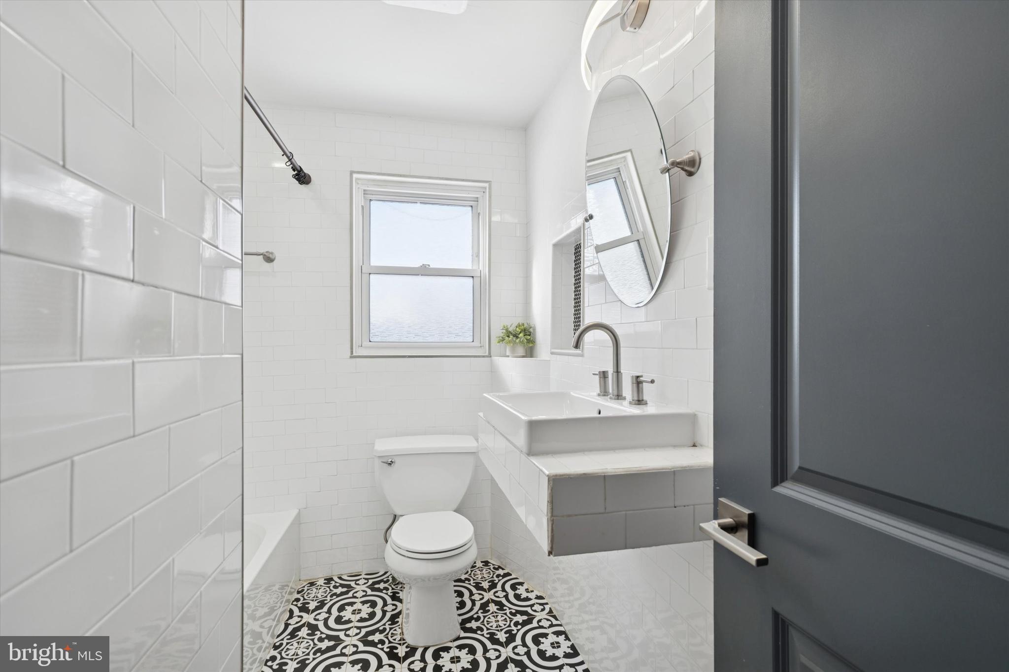 6 Cedar Road Wallingford, PA 19086 - Photo 5 of 36