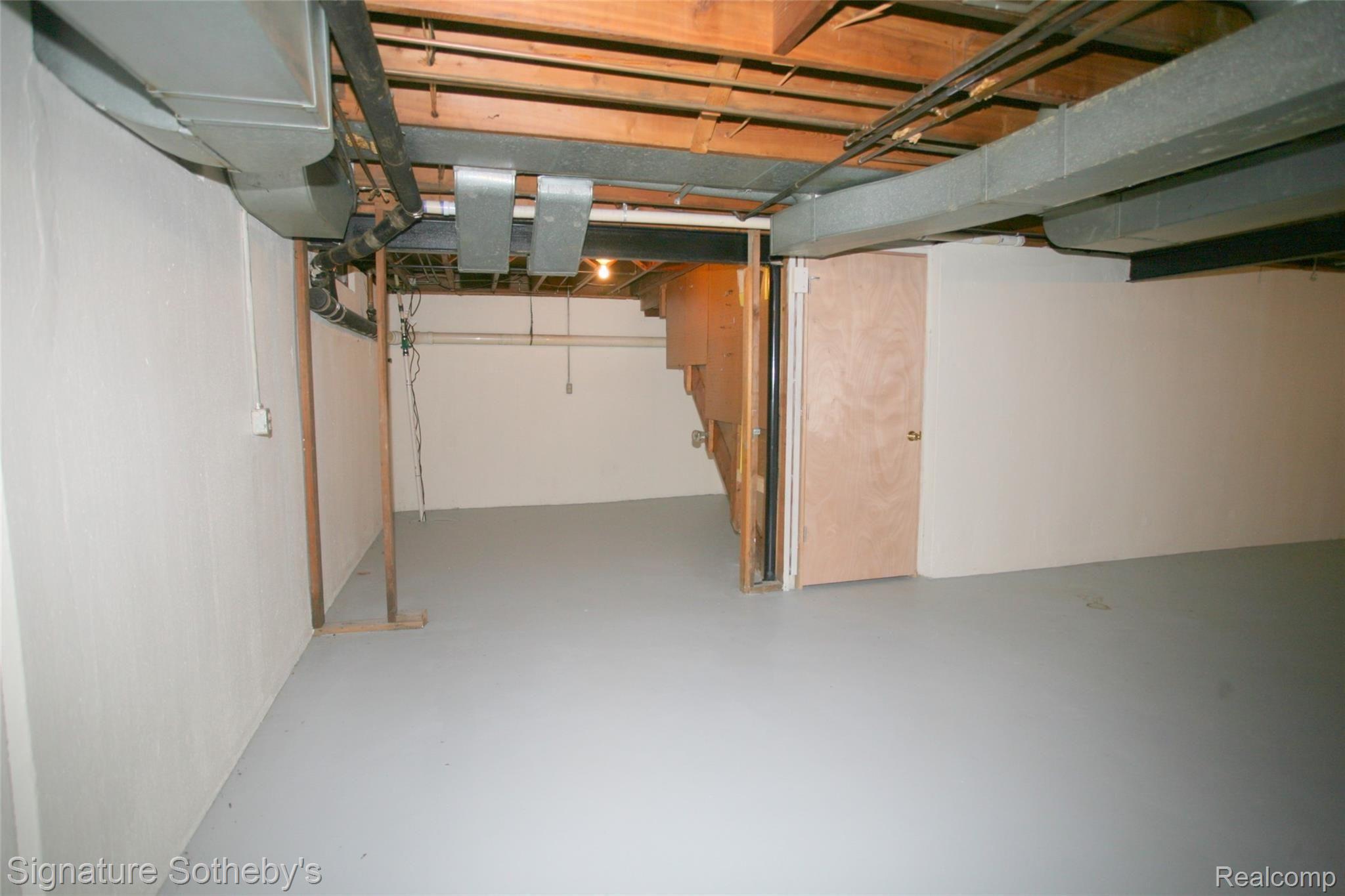 5458 Provincial Road Grand Blanc, MI 48439 - Photo 25 of 37 Basement