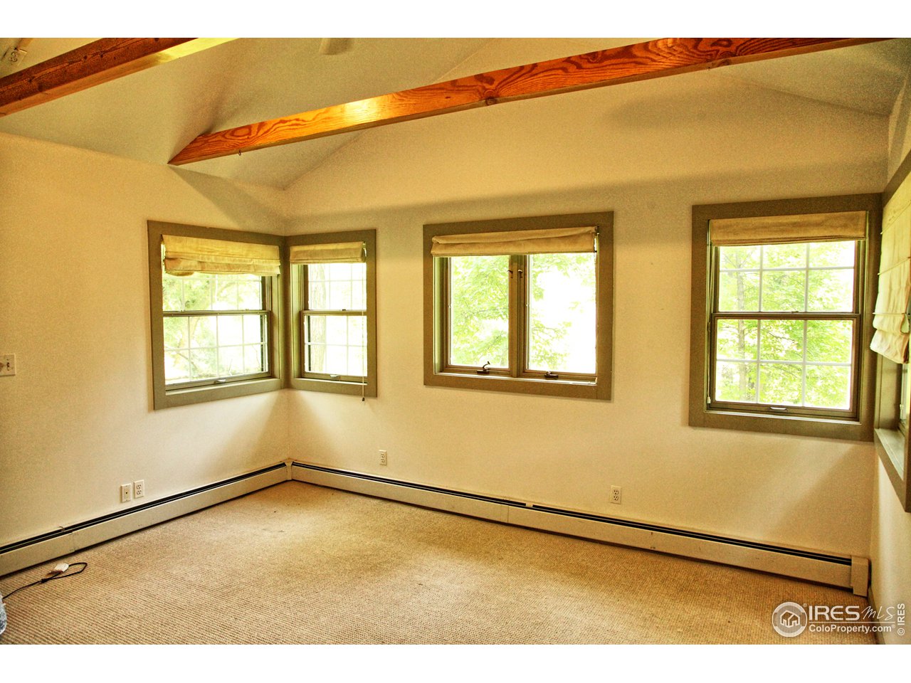 5105 Independence Road Boulder, CO 80301 - Photo 20 of 30 master bedroom