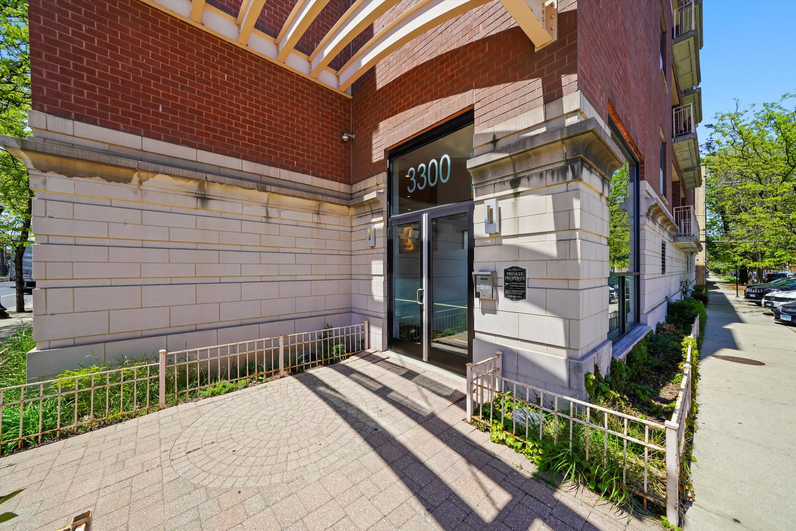 3300 West Irving Park Road, Unit F4 Chicago, IL 60618 - Photo 18 of 18 Gallery Image 18