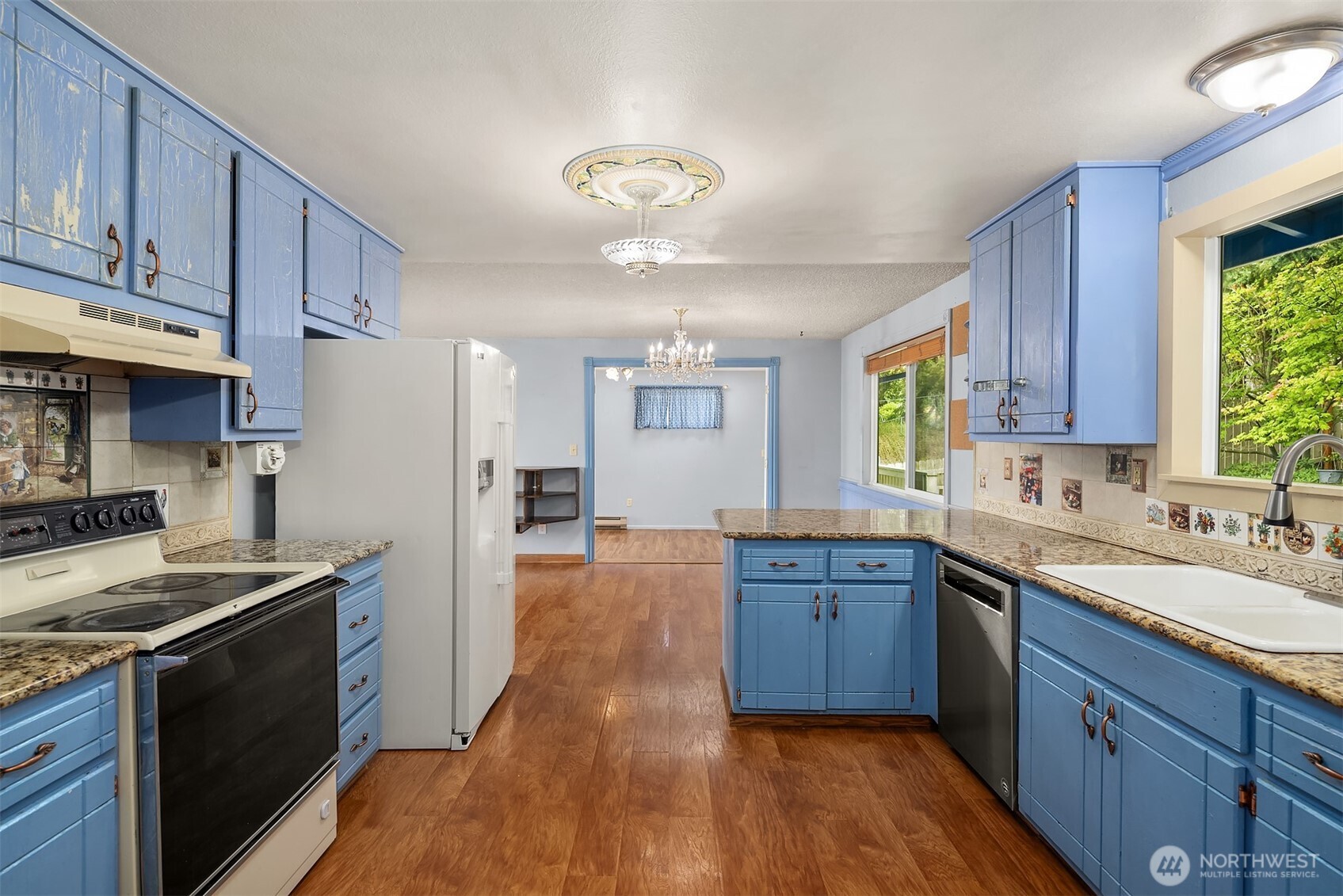 2861 Heller Road Oak Harbor, WA 98277 - Photo 6 of 38 Gallery Image 6